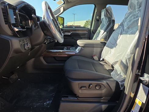 New 2026 Chevrolet Silverado 2500 LT w/ Convenience Package image 12