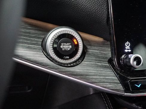 Used 2023 Jeep Wagoneer Series II image 25