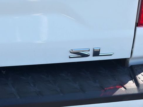 Used 2017 Nissan Titan SL RWD image 30