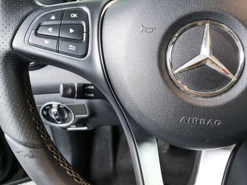Used 2018 Mercedes-Benz CLA 250 4MATIC image 8