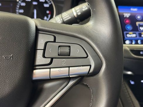 Used 2024 Cadillac XT6 Luxury w/ LPO, Floor Liner Package FWD image 39