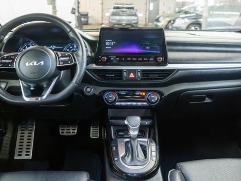 Used 2023 Kia Forte GT-Line w/ GT-Line Premium Package FWD image 15