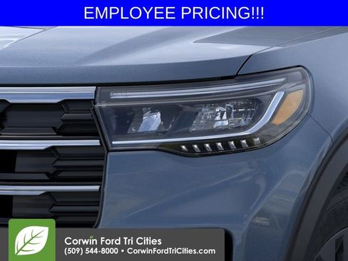 New 2026 Ford Explorer Active AWD/4WD image 18