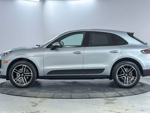 Used 2021 Porsche Macan w/ Premium Package Plus AWD/4WD image 5