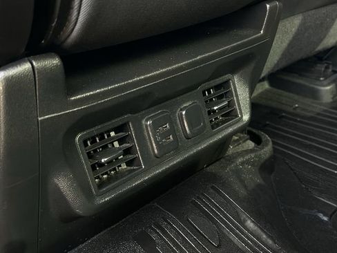 Used 2020 GMC Sierra 1500 Elevation w/ Elevation Value Package image 30