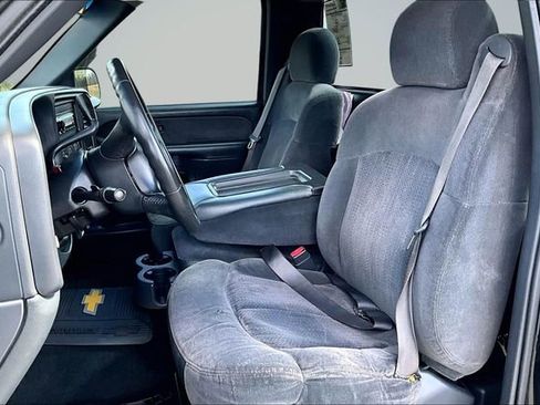 Used 2002 Chevrolet Silverado 2500 LS image 17