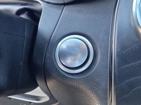 Used 2018 Mercedes-Benz GLC 300 image 23