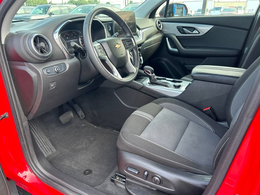 Used 2024 Chevrolet Blazer LT w/ Convenience Package FWD image 10