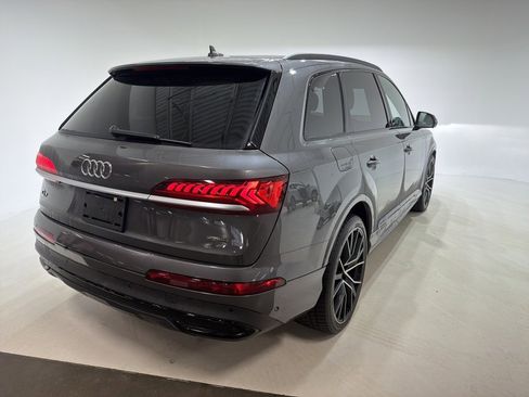 Used 2020 Audi Q7 3.0T Prestige w/ Prestige Package image 11
