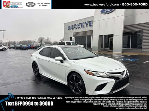 Used 2018 Toyota Camry XSE image 1