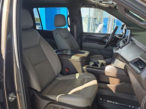 Certified 2021 Chevrolet Suburban LT image 27