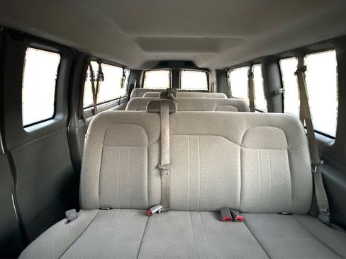 Used 2017 Chevrolet Express 3500 LT w/ LT Preferred Equipment Group image 14