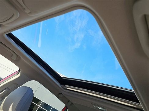 Used 2021 Subaru Forester Limited image 15