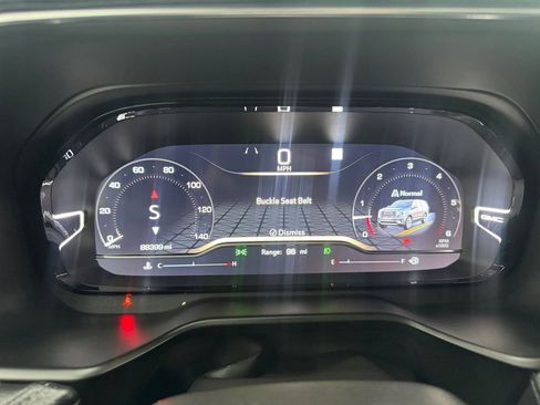 Used 2022 GMC Yukon Denali w/ Denali Premium Package image 25