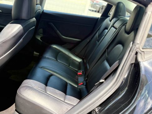 Used 2023 Tesla Model 3 Standard Range RWD image 13