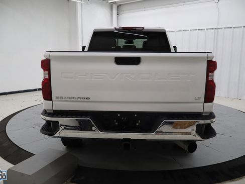 Used 2025 Chevrolet Silverado 2500 LT w/ Safety Package AWD/4WD image 4