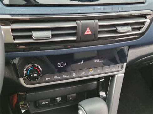 Used 2023 Kia Seltos S image 22