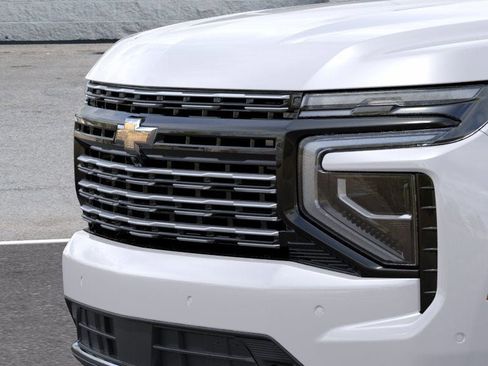 New 2025 Chevrolet Suburban High Country image 37