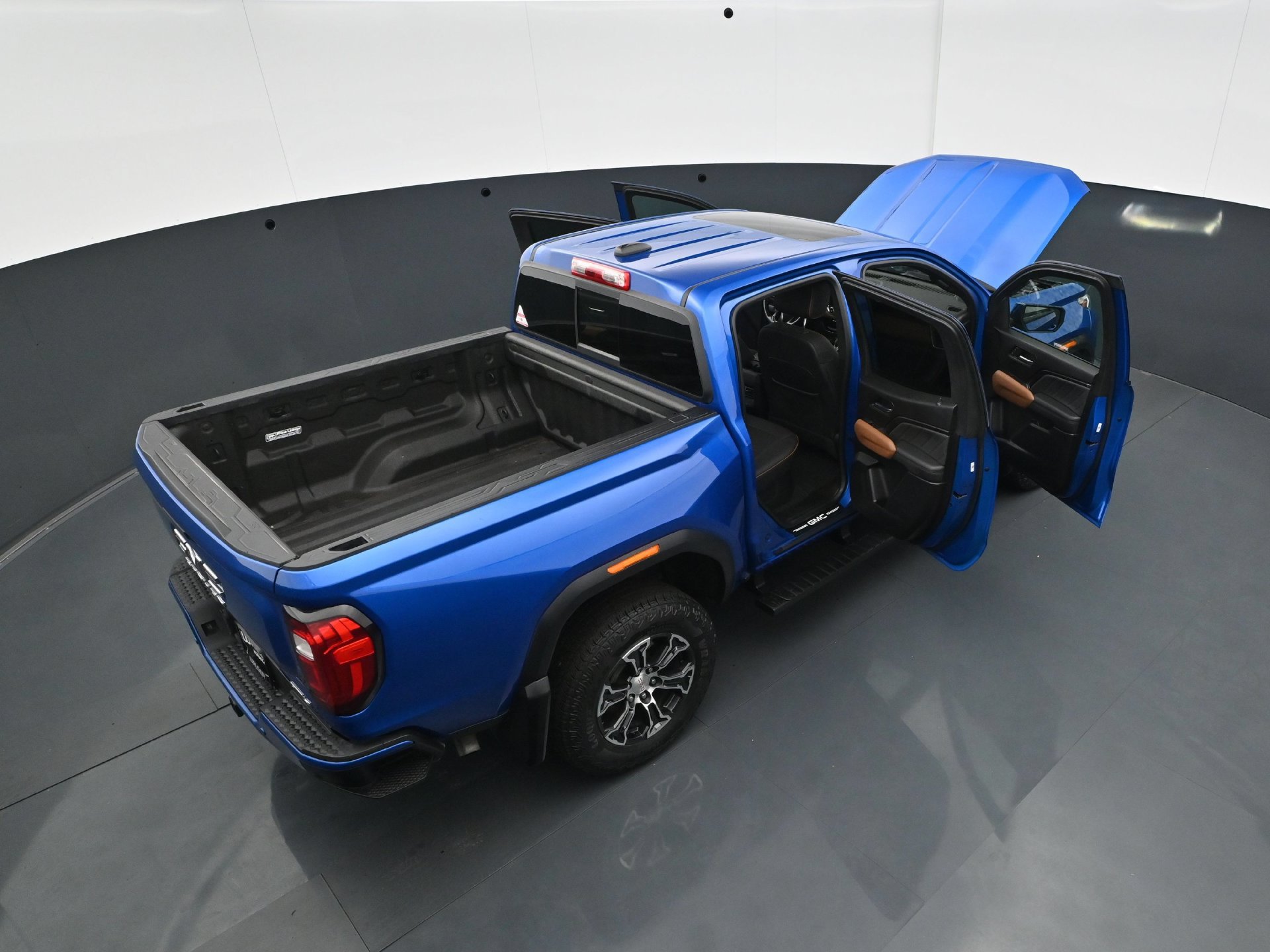 Used 2023 GMC Canyon AT4 w/ AT4 Premium Package AWD/4WD image 39