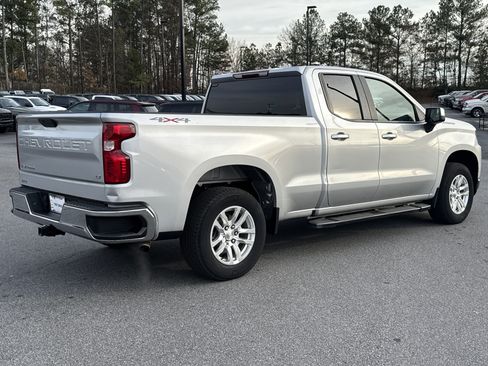 Used 2022 Chevrolet Silverado 1500 LT image 3