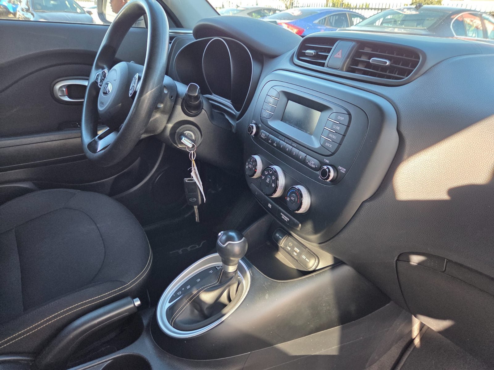 Used 2015 Kia Soul + FWD image 16