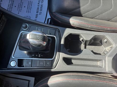 Used 2021 Volkswagen Jetta GLI image 28