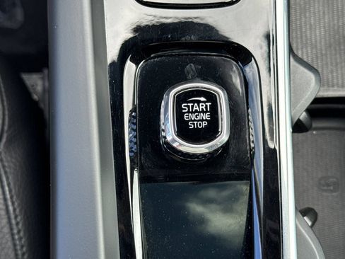 Used 2023 Volvo XC60 B5 Plus w/ Protection Package Premier AWD/4WD image 26