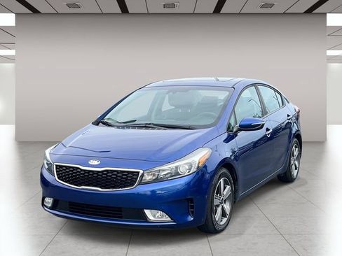 Used 2018 Kia Forte S w/ S Technology Plus Package FWD image 8