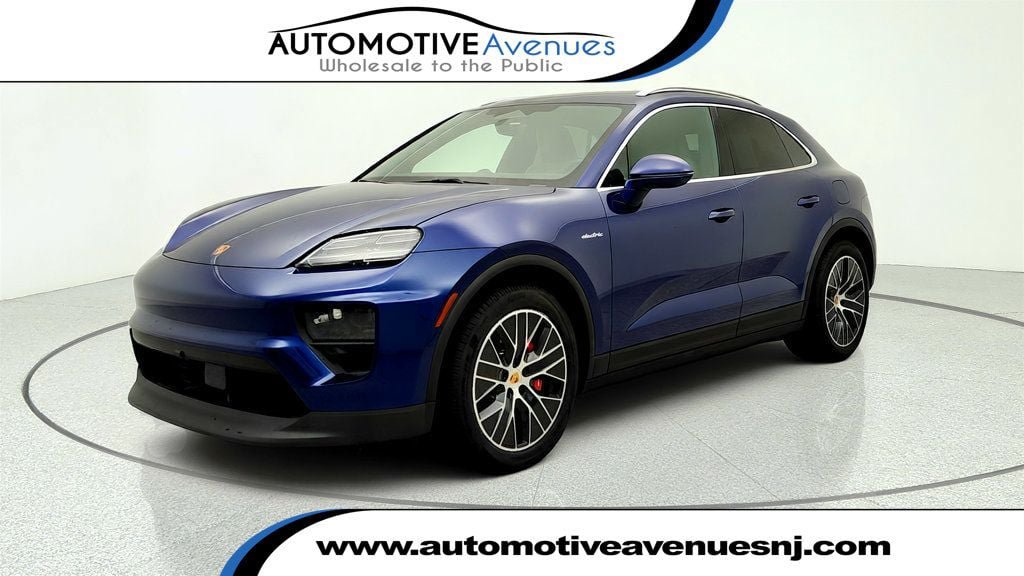 Used 2025 Porsche Macan 4S Electric w/ Premium Package AWD/4WD image 1