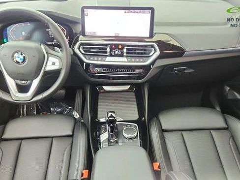 Used 2025 BMW X4 xDrive30i AWD/4WD image 20