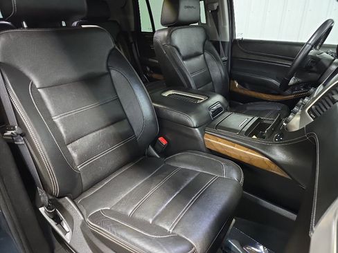 Used 2019 GMC Yukon Denali AWD/4WD image 16