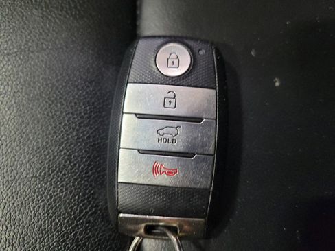 Used 2017 Kia Sportage EX w/ EX Premium Package FWD image 32