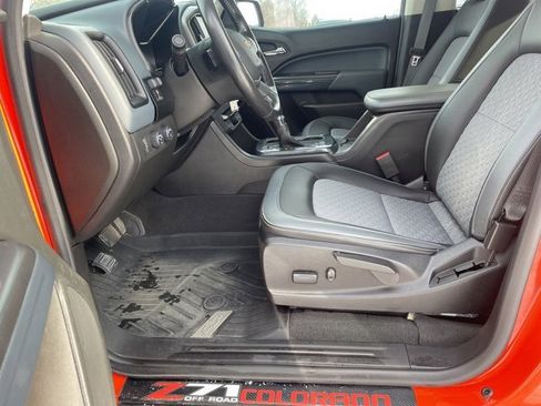 Used 2022 Chevrolet Colorado Z71 image 8