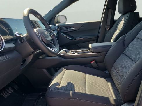 New 2026 Chevrolet Equinox LT FWD image 18
