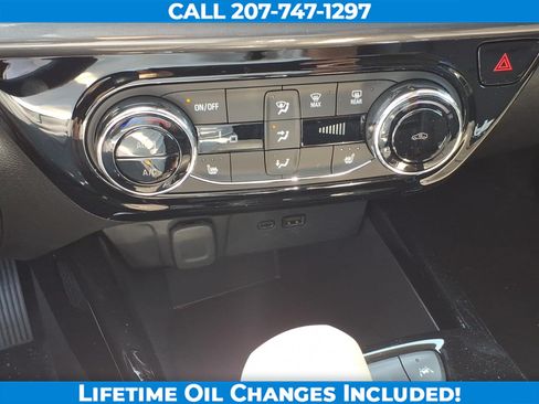 New 2026 Chevrolet Trax ACTIV w/ Driver Confidence Package FWD image 18