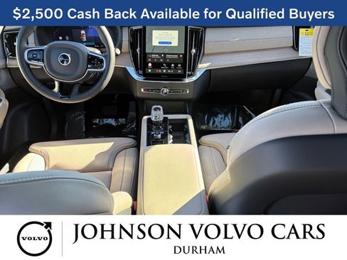 New 2026 Volvo XC90 B6 Ultra w/ Lounge Package image 7