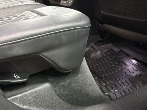 Used 2023 Audi SQ5 Prestige image 27