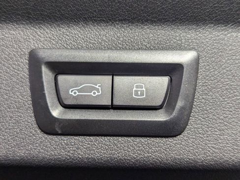 Used 2025 BMW X2 xDrive28i w/ M Sport Package image 89