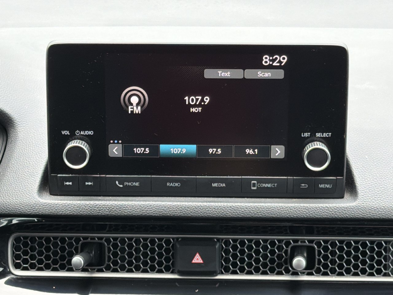 Used 2024 Honda Civic Sport image 3