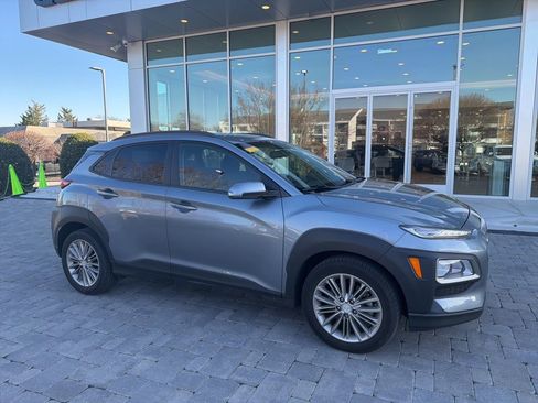 Used 2018 Hyundai Kona SEL image 4