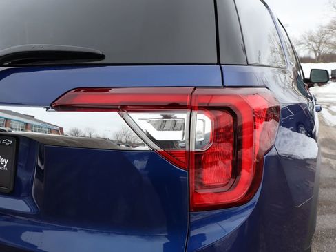 Used 2023 GMC Acadia SLE w/ Driver Convenience Package image 35