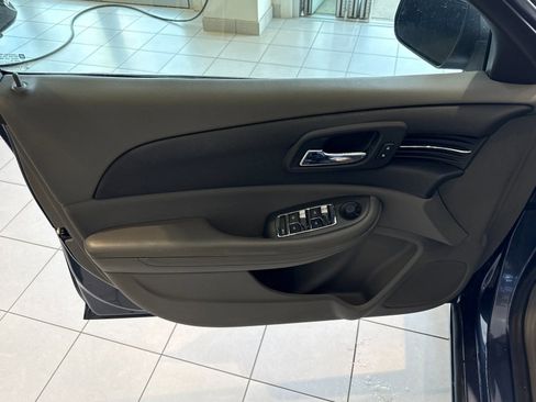 Used 2013 Chevrolet Malibu LS image 11
