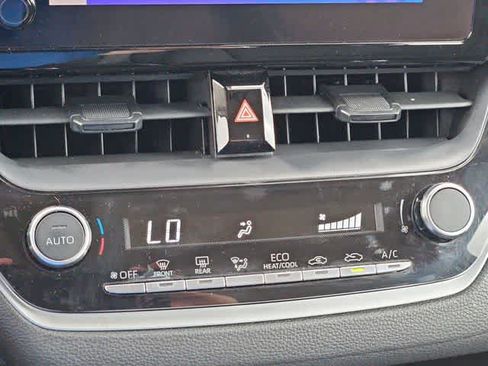 Used 2024 Toyota Corolla LE FWD image 24