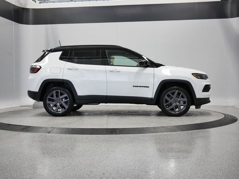 New 2026 Jeep Compass Limited AWD/4WD image 46