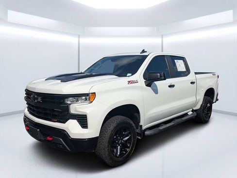 Used 2023 Chevrolet Silverado 1500 LT Trail Boss w/ Protection Package AWD/4WD image 7