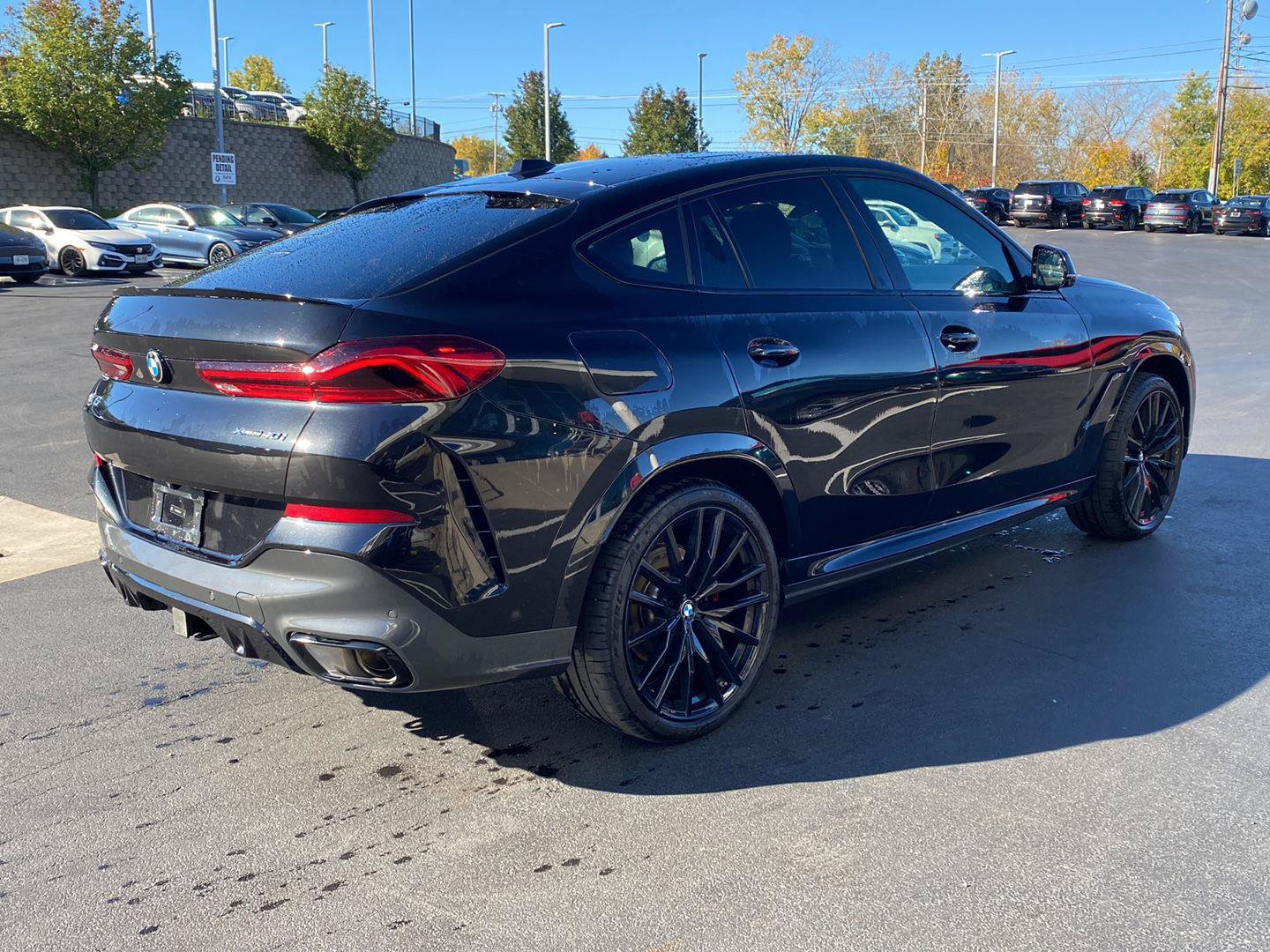 Used 2024 BMW X6 xDrive40i w/ Premium Package AWD/4WD image 3