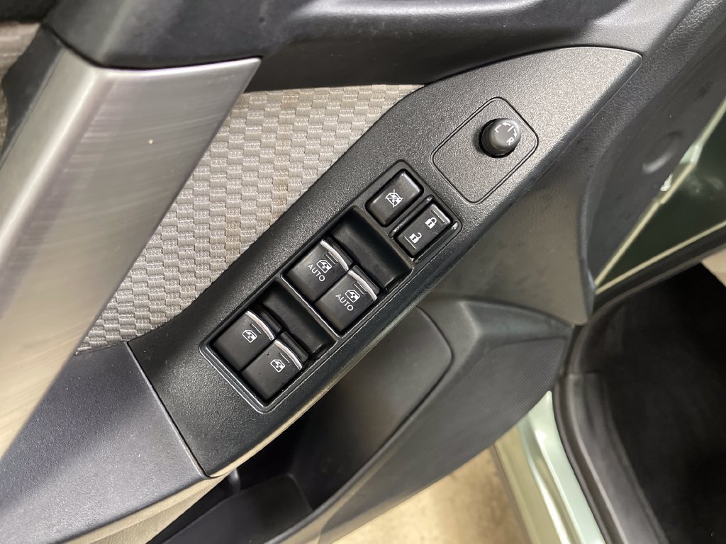 Used 2018 Subaru Forester 2.5i Premium AWD/4WD image 16