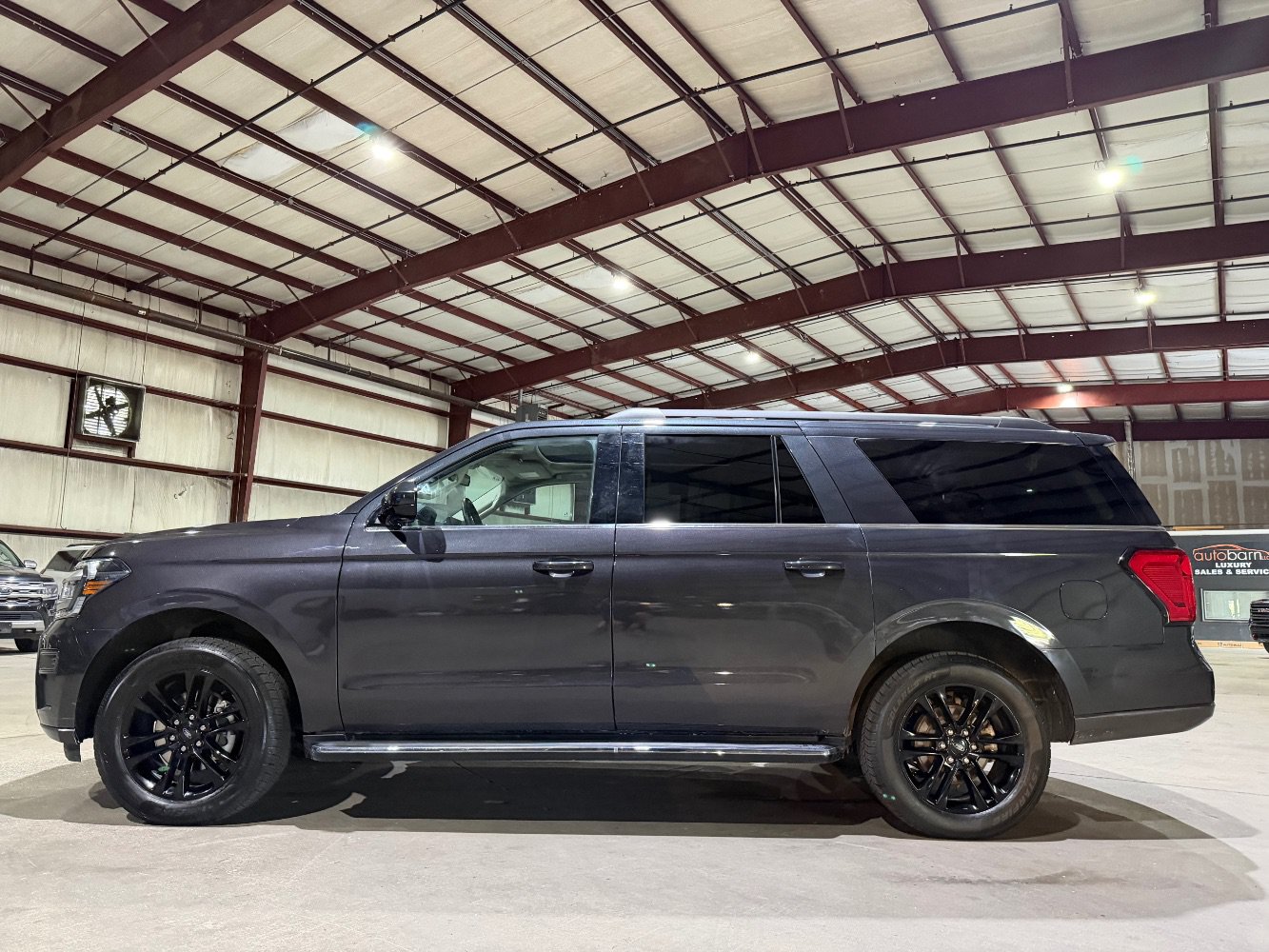 Used 2023 Ford Expedition Max XLT AWD/4WD image 8