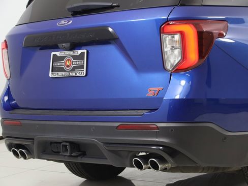 Used 2020 Ford Explorer ST w/ Premium Technology Package image 48