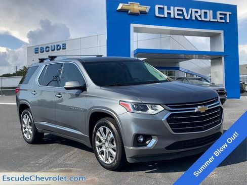 Used 2020 Chevrolet Traverse Premier w/ LPO, Floor Liner Package FWD image 1